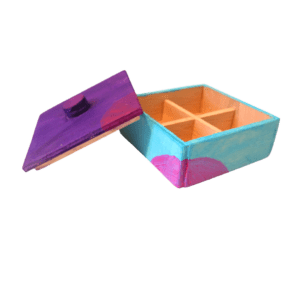 Wooditz model - Sieradendoos geverfd met open deksel